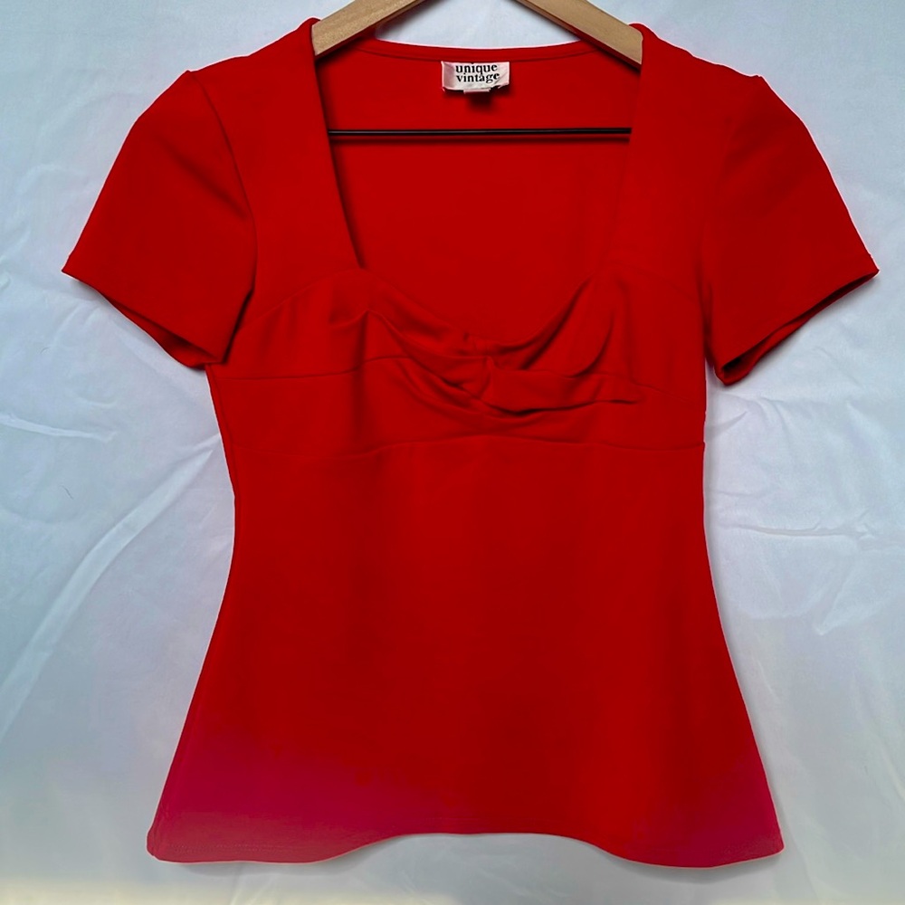 Unique Vintage Short sleeve sweetheart neckline top (S/4)